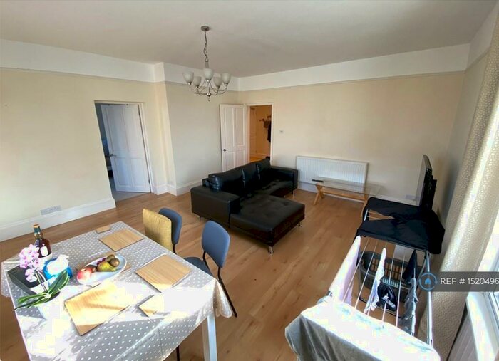 2 Bedroom Flat To Rent In Bath Street, Leamington Spa, CV31