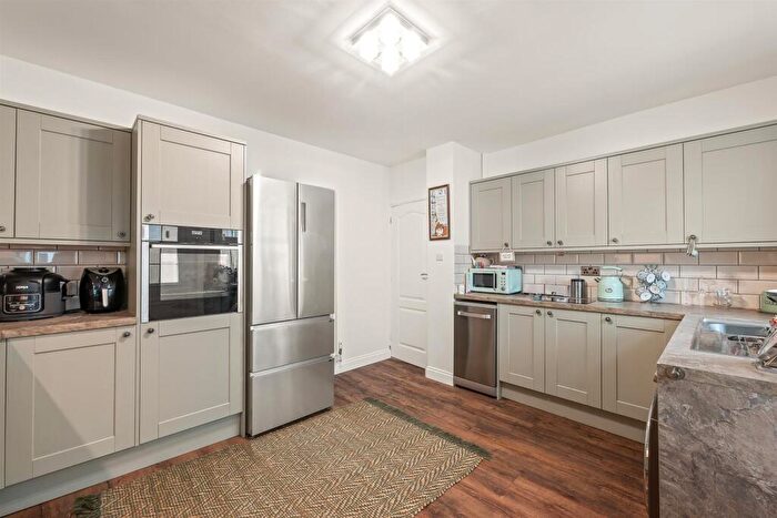 2 Bedroom Detached Bungalow For Sale In Newbridge Lane, Old Whittington, Chesterfield, S41