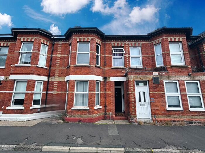 3 Bedroom Terraced House For Sale In Beer Street, Yeovil, BA20