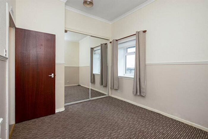 2 Bedroom Semi-Detached Bungalow For Sale In Rosebank Cottage North, Cross Roads, Halbeath, KY11