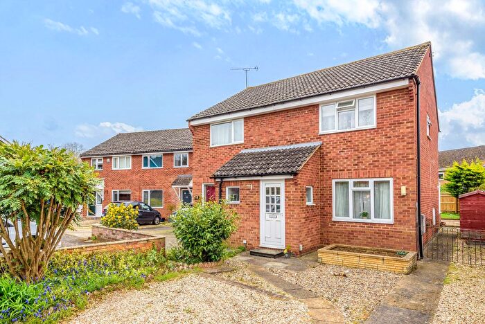 2 Bedroom Semi Detached House To Rent In Elizabeth Avenue, Abingdon, OX14