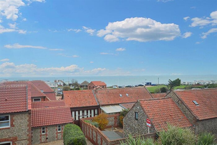 4 Bedroom Detached House For Sale In High Street, East Runton, Cromer, NR27