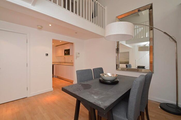 1 Bedroom Duplex To Rent In City Road, Shoreditch, EC1V