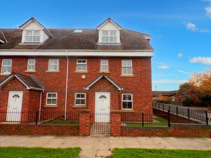 2 Bedroom Flat To Rent In Bonnar Court, Hebburn, Tyne And Wear, NE31