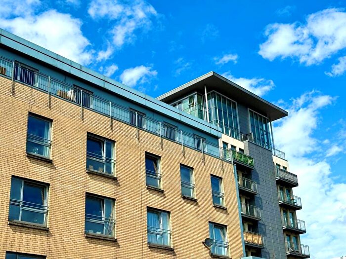 4 Bedroom Penthouse To Rent In Barrland Street, Glasgow, G41