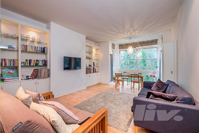 2 Bedroom Flat To Rent In South Hill Park, Hampstead, NW3