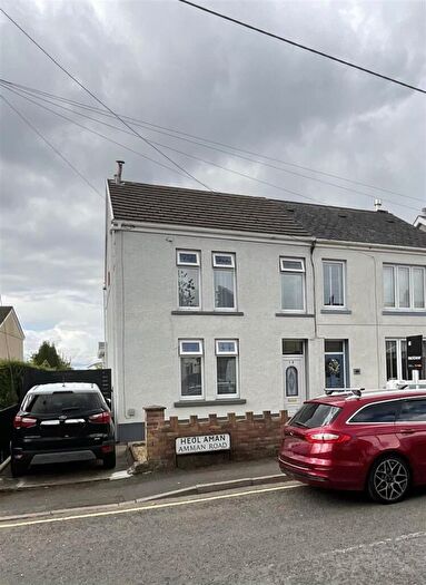 3 Bedroom Semi-Detached House For Sale In Heol Aman, Glanamman, Ammanford, SA18
