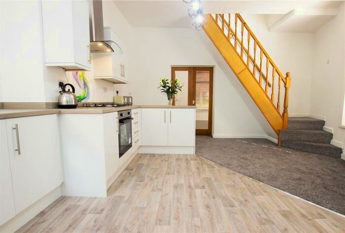 3 Bedroom Terraced House To Rent In Watery Lane, Darwen, BB3