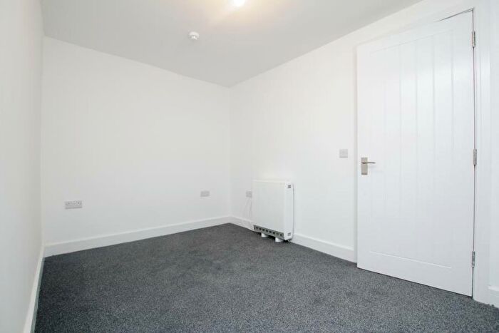 2 Bedroom Apartment To Rent In Church Street - Banwell, BS29