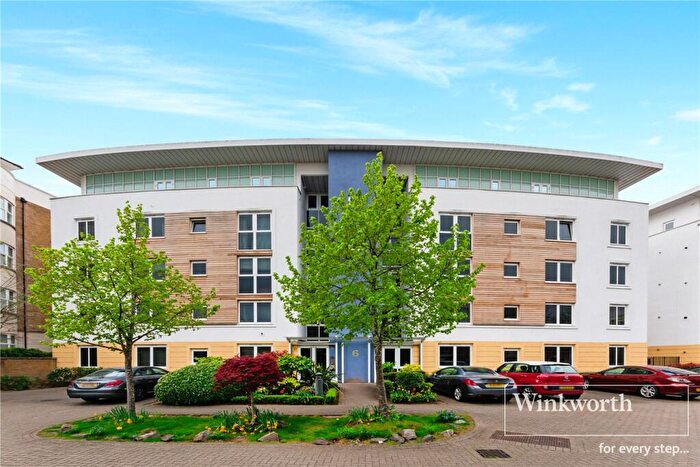 2 Bedroom Apartment To Rent In Creswell Drive, Beckenham, BR3