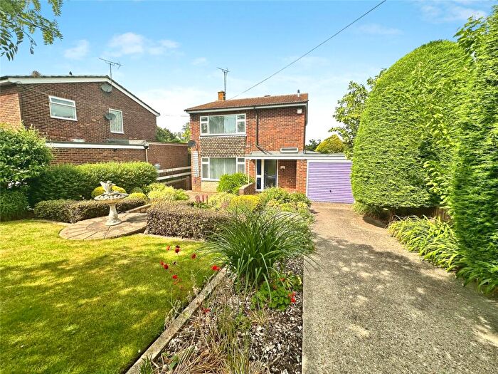 3 Bedroom Detached House For Sale In Wallbridge Lane, Rainham, Gillingham, Kent, ME8