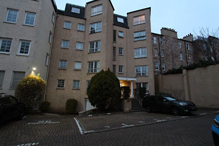 1 Bedroom Flat To Rent In Caledonian Crescent, Dalry, Edinburgh, EH11
