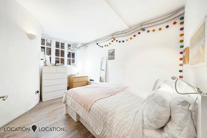 1 Bedroom Flat To Rent In Academy Apartments, Institute Place, E8