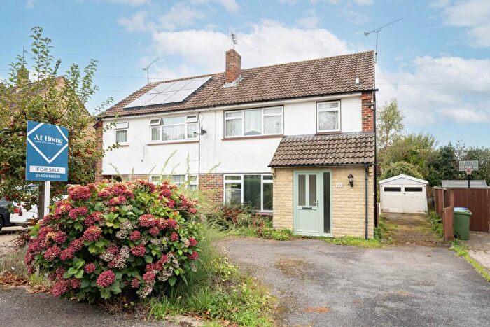 3 Bedroom Semi-Detached House For Sale In Farhalls Crescent, Horsham, RH12
