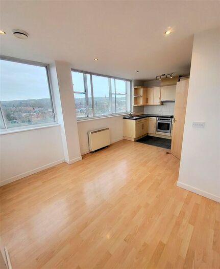 1 Bedroom Flat To Rent In Church Street, Dunstable, LU5