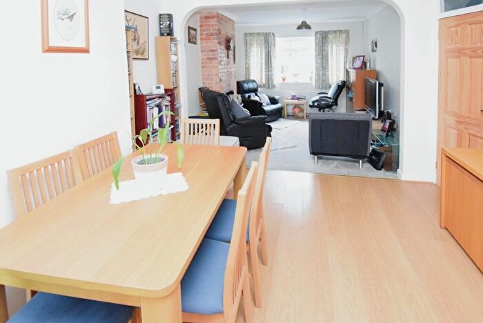 2 Bedroom End Of Terrace House For Sale In Bulford Road, Durrington, SP4