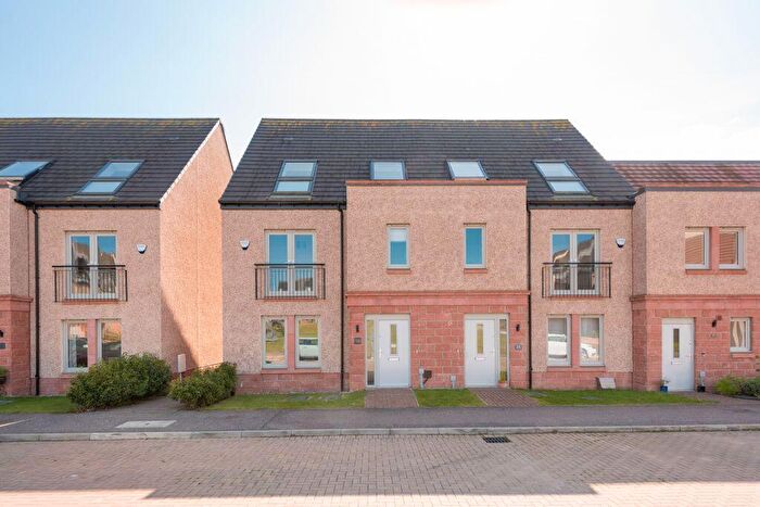 5 Bedroom Town House For Sale In College Way, Gullane, East Lothian, EH31