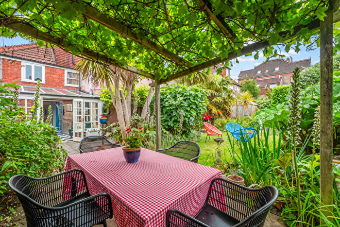 5 Bedroom Detached House For Sale In Weymouth, Dorset, DT4