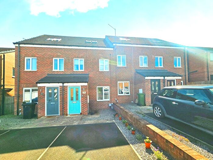 3 Bedroom Mews For Sale In Birtley Crescent, Bedlington, NE22