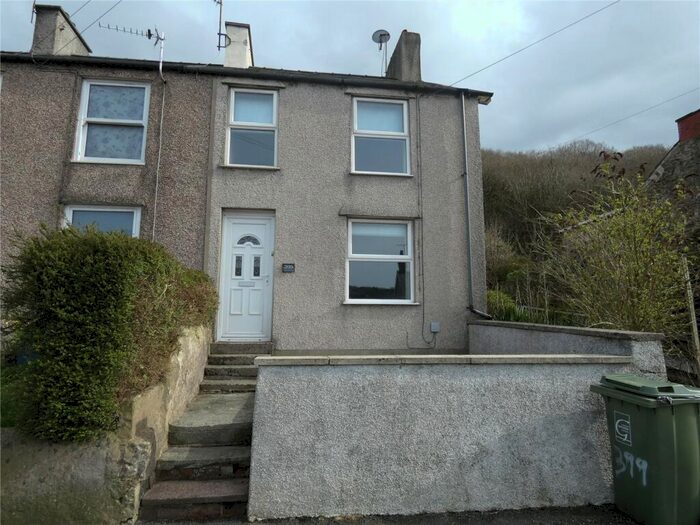 2 Bedroom End Of Terrace House To Rent In Caernarfon Road, Bangor, Gwynedd, LL57