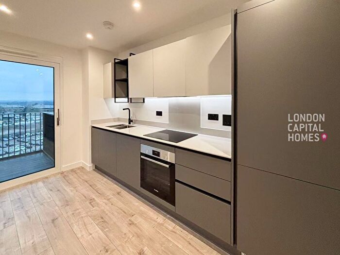 Studio To Rent In Union Court, Fauna Walk, WD24