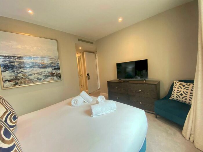 2 Bedroom Apartment To Rent In Westferry Circus, E14