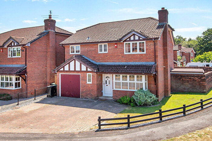 4 Bedroom Detached House For Sale In Hunters Crescent, West Totton, SO40