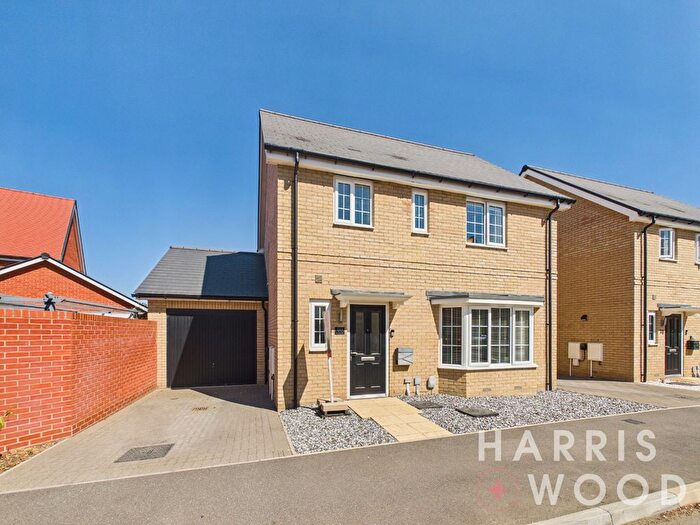 3 Bedroom Detached House For Sale In Flemming Way, Witham, Essex, CM8