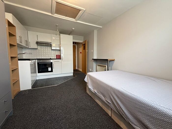 1 Bedroom Studio To Rent In Colchester Avenue, Penylan, CF23