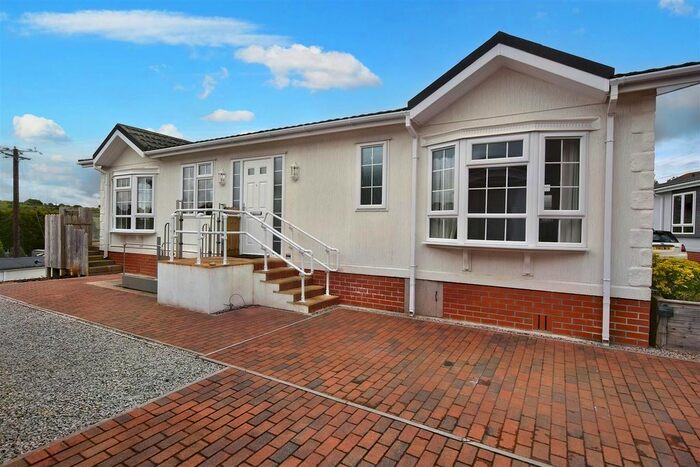 2 Bedroom Park Home For Sale In Lansdowne Park Homes, Wheal Rose, Redruth, TR16