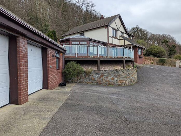 4 Bedroom Detached House For Sale In Cwm Ystrad Park, Johnstown, Carmarthen, Dyfed, SA31