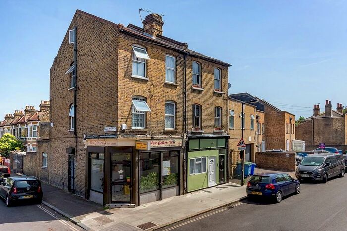 1 Bedroom Apartment To Rent In Friary Road, London, SE15