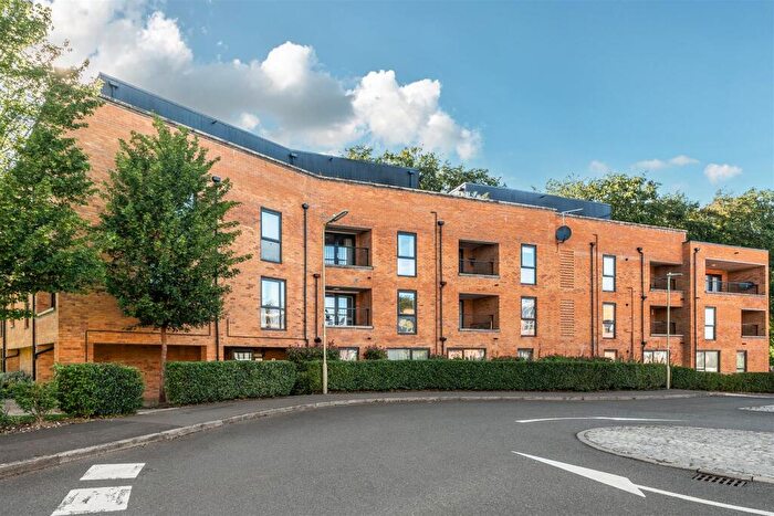 1 Bedroom Flat For Sale In Divot Way, Basingstoke, RG24