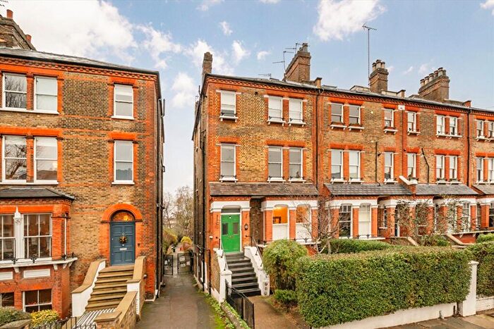 1 Bedroom Flat For Sale In Dalmeny Road, Tufnell Park, N7