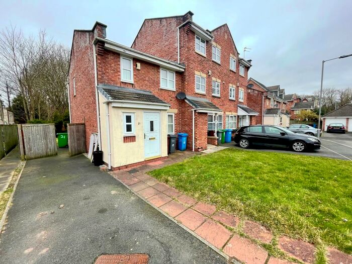 3 Bedroom House To Rent In Woodacre, Whalley Range, M16