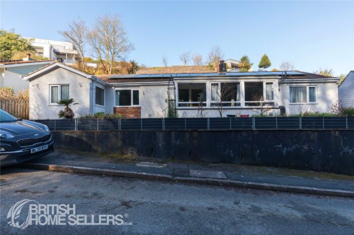 4 Bedroom Bungalow For Sale In Keveral Gardens, Seaton, Torpoint, Cornwall, PL11
