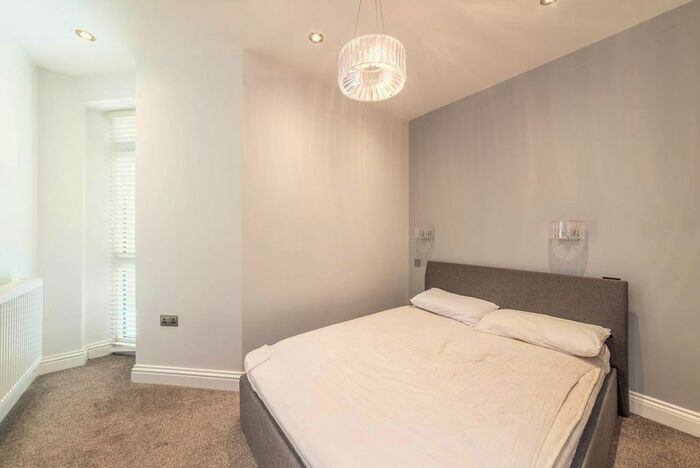2 Bedroom Flat To Rent In Fordwych Road, West Hampstead, London, NW2