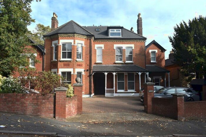 1 Bedroom Flat To Rent In Sylvan Hill London, SE19