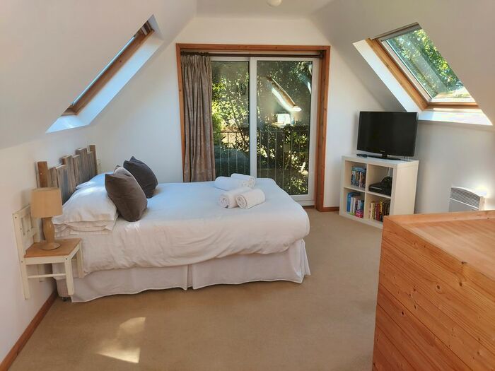 Studio To Rent In Long Lane, Bursledon, SO31