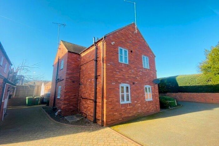 2 Bedroom Flat To Rent In Brereton Mews, Rugeley, WS15
