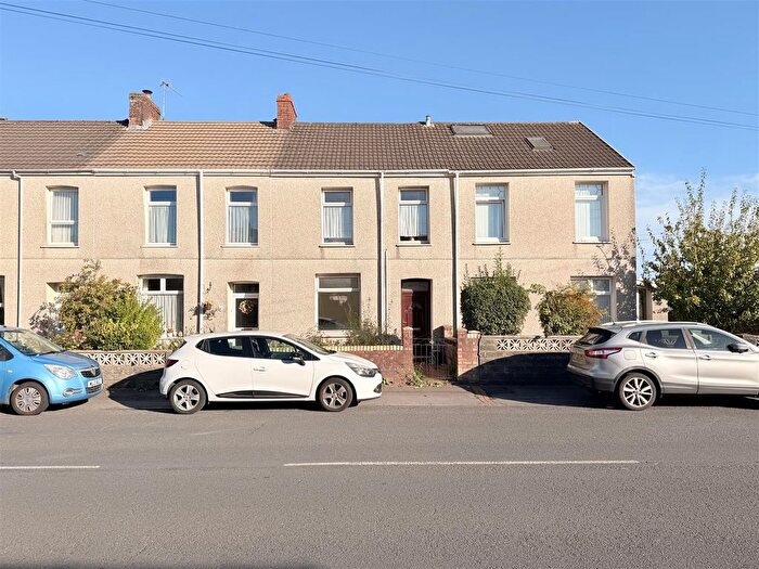 3 Bedroom Flat For Sale In Lower Trostre Road, Llanelli, SA15