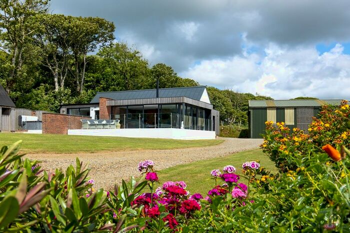 3 Bedroom Detached Bungalow For Sale In Trehale, Haverfordwest, SA62