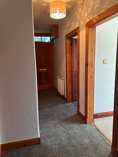 2 Bedroom Flat To Rent In Kenmore Terrace, Dundee, DD3