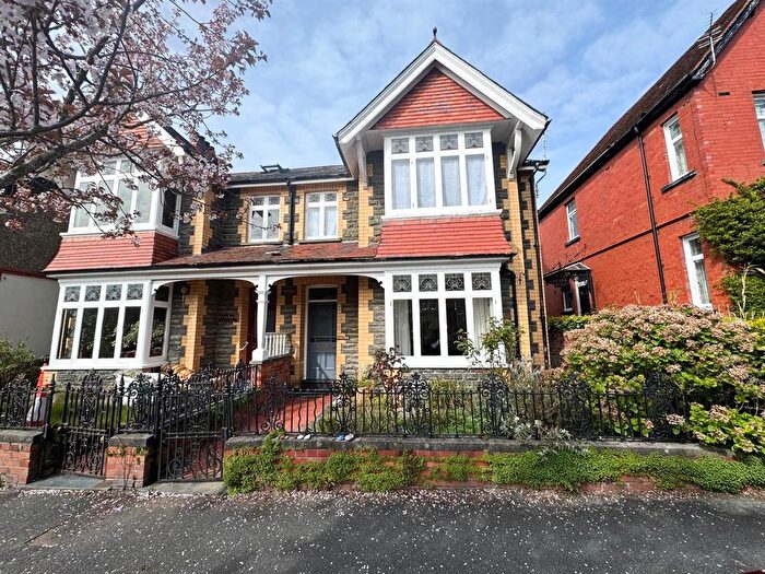 4 Bedroom Semi-Detached House For Sale In Iorwerth Avenue, Aberystwyth, SY23