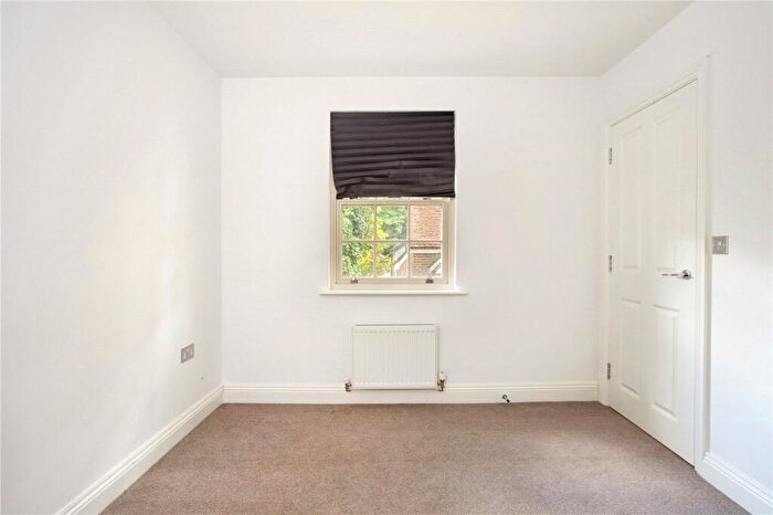 2 Bedroom Detached House To Rent In Goodmans Court, Alresford, Hampshire, SO24