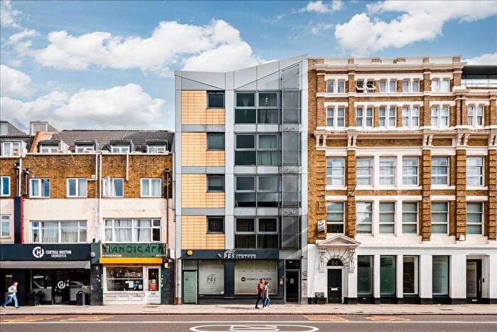2 Bedroom Flat For Sale In Kingsland Road, Hoxton, E2