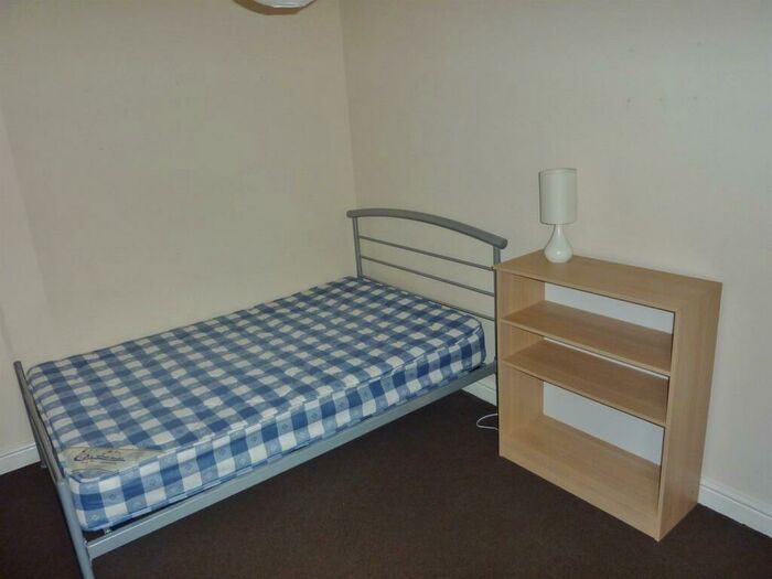 6 Bedroom House To Rent In Selly Hill Road, Birmingham, B29