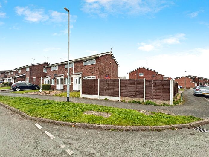 2 Bedroom Town House For Sale In Ness Grove, Cheadle, Stoke-On-Trent, ST10