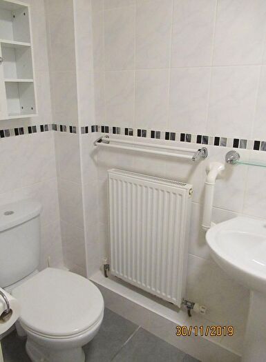 2 Bedroom Flat To Rent In Ty Arfon, Tywyn, LL36