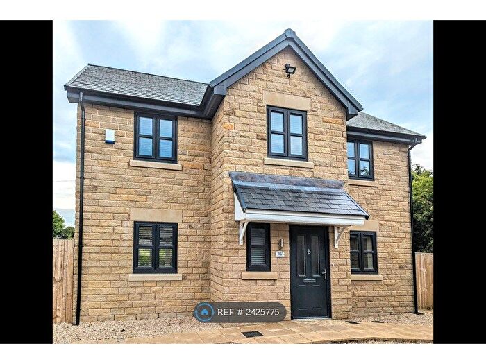 4 Bedroom Detached House To Rent In Goodshawfold Road, Rossendale, BB4